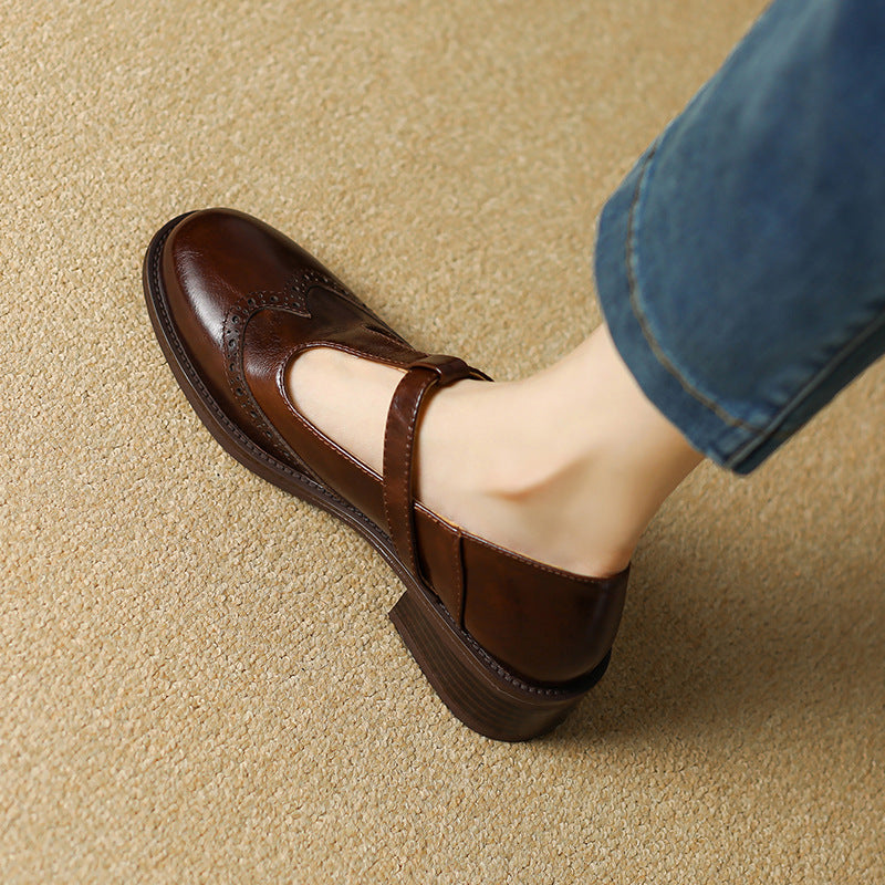 Emma - Klassieke Damesschoen met Riempje