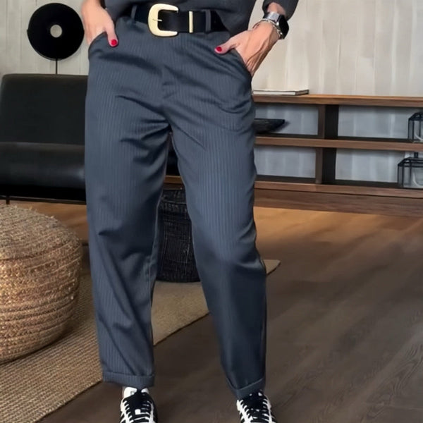 Anne - Elegante Figuurflatterende Broek met Strepen
